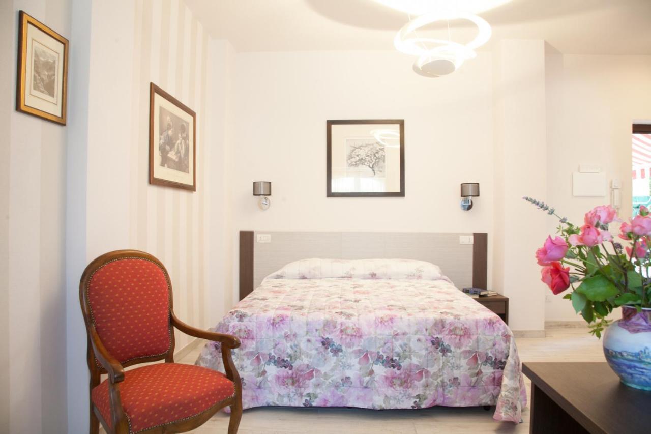 Bed and Breakfast Le Peonie Peveragno Exterior foto
